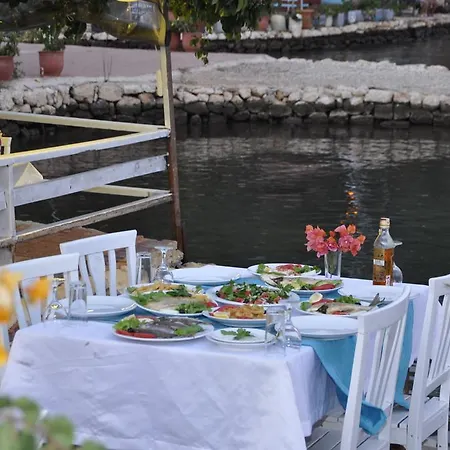 Koc Kekova Bed & Breakfast *